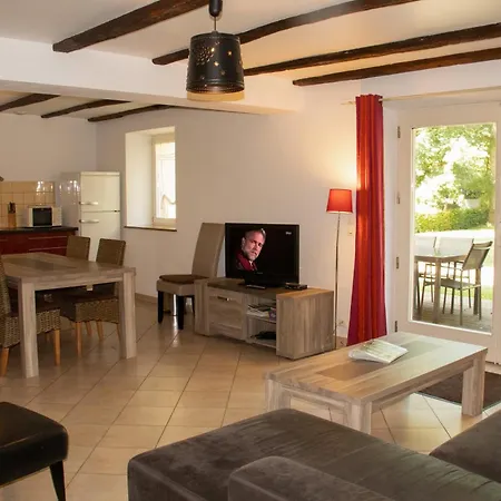 Coquelicot Ferme Du Domaine Les Bachats Apartment